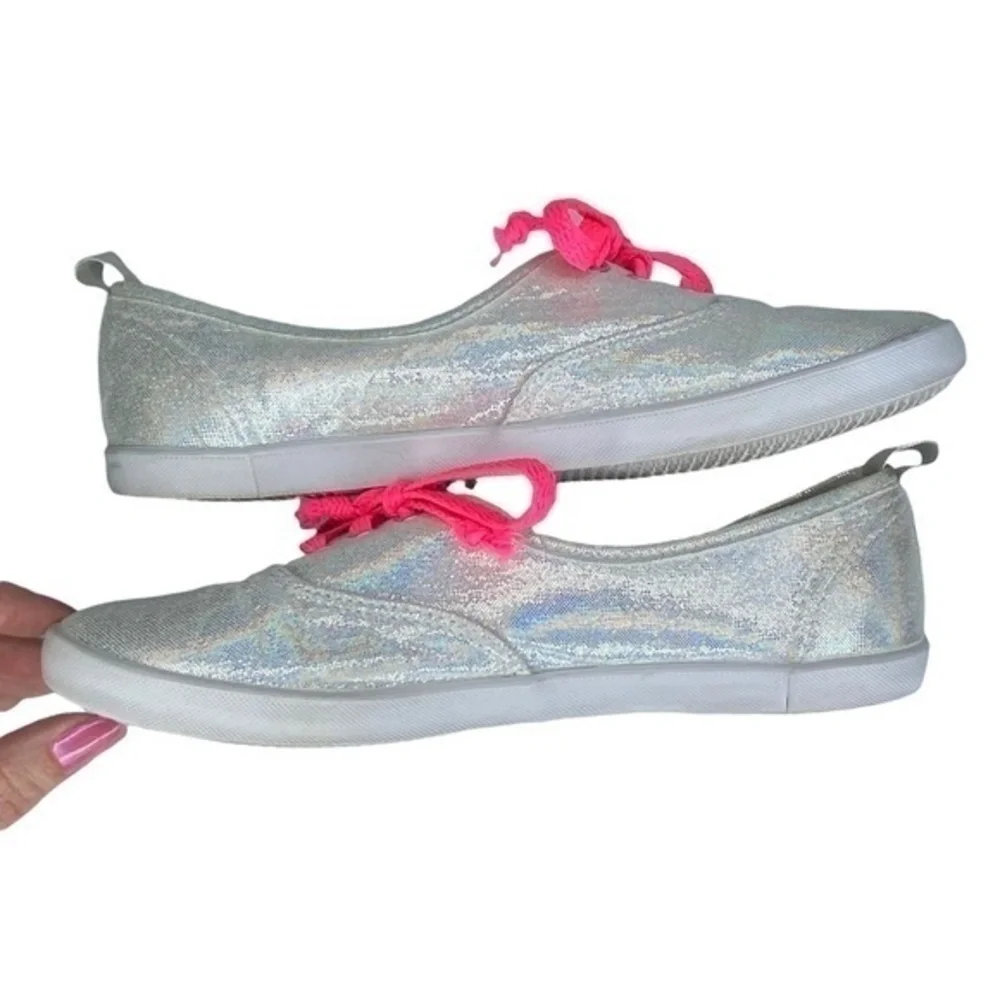 H&M Shoes Iridescent Metallic Slip On Sneakers with Neon Pink Shoe Laces Size‎ 6